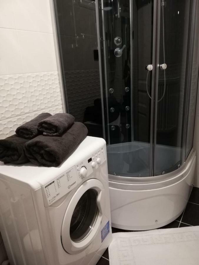 Elen White Apartment Rezekne Luaran gambar